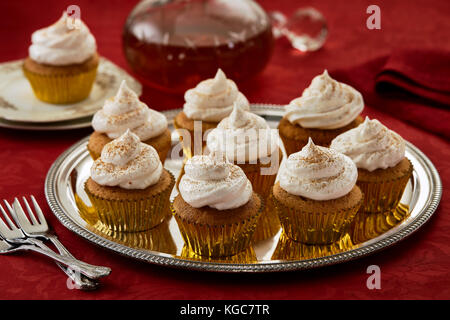 Zabaione al miele tortine Foto Stock