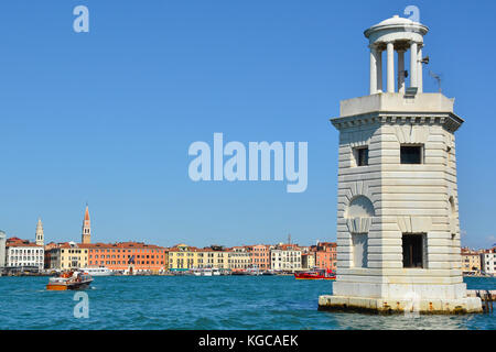 Il faro di isola veneziana di san giorgio maggiore Foto Stock