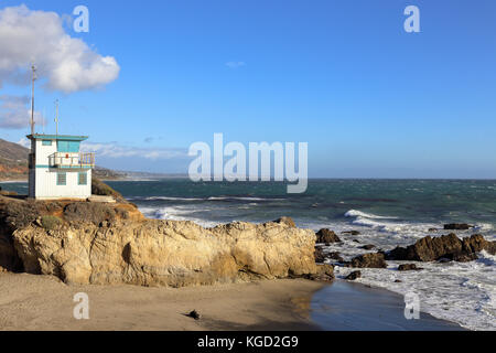 Stazione bagnino presso Leo Carrillo State Beach, Malibu California Foto Stock