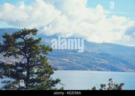 Una bella giornata di sole al lago Okanagan, peachland.British Columbia, Canada Foto Stock