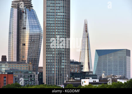 Nuovi sviluppi lungo la riva sud del fiume Tamigi a Londra sono la creazione di una alternativa dello skyline di Londra. Da sinistra a destra, uno Blackfriars, una resi Foto Stock