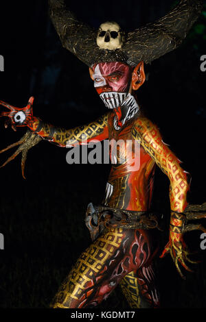 2017 Pintaflores Bodypainting concorso,San Carlos City,Negros Occidental,Filippine Foto Stock