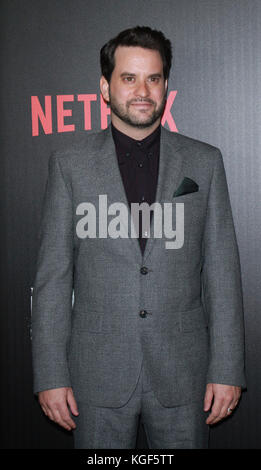 New York, NY, Stati Uniti. 06th novembre 2017. Michael Nathanson attendNETFLIX presenta la prima di Marvel's Punisher presso la AMC Loews 34th Street di New York, 6 novembre 2017. Credito: Rw/Media Punch/Alamy Live News Foto Stock