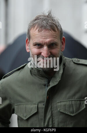 Londra, Regno Unito. 7 novembre 2017. Christopher Eccleston visto negli studi della BBC a Londra crediti: Foto Stock