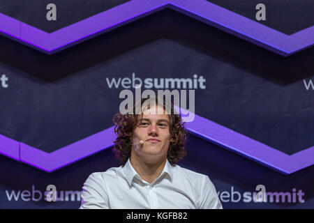 Lisbona, Portogallo. 07 novembre 2017. Portiere per Sport Lisboa e Benfica, Mile Svilar nel Web Summit 2017, a Lisbona, Portogallo Credit: Alexandre de Sousa/Alamy Live News Foto Stock