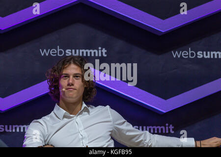 Lisbona, Portogallo. 07 novembre 2017. Portiere per Sport Lisboa e Benfica, Mile Svilar nel Web Summit 2017, a Lisbona, Portogallo Credit: Alexandre de Sousa/Alamy Live News Foto Stock