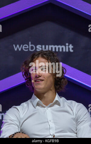 Lisbona, Portogallo. 07 novembre 2017. Portiere per Sport Lisboa e Benfica, Mile Svilar nel Web Summit 2017, a Lisbona, Portogallo Credit: Alexandre de Sousa/Alamy Live News Foto Stock