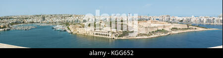 Vista da la valletta a fort manoel, città gzira e slima Foto Stock