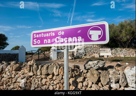 Santuario Talaiotic complesse in modo na Cacana, Menorca, isole Baleari, Spagna, Mare Mediterraneo. Foto Stock