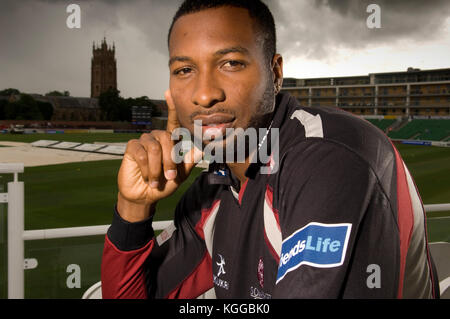 Cricketer keiron pollard at somerset ccc, taunton. 8/7/11 Foto Stock