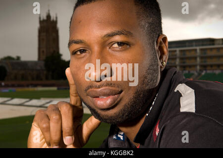 Cricketer keiron pollard at somerset ccc, taunton. 8/7/11 Foto Stock