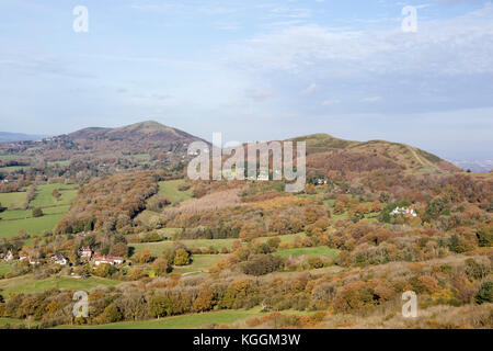 Autunno su Malvern Hills guardando a nord dalla British Camp, Herefordshire, England Regno Unito Foto Stock
