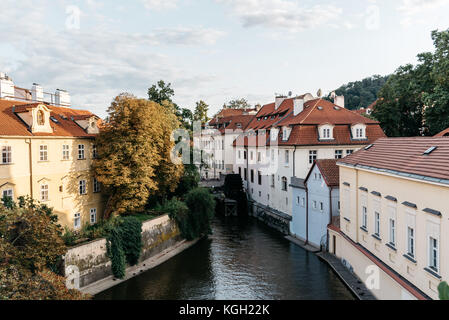 Isola di Kampa a Praga al tramonto Foto Stock