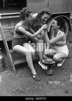 Brighton Rock (1947) , Carol Marsh , Sheila Sim (moglie di Richard Attenborough) , Constance Smith data: 1947 Foto Stock