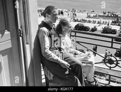 Brighton Rock (1947) , Richard Attenborough , Sheila Sim (moglie di Richard Attenborough) Data: 1947 Foto Stock