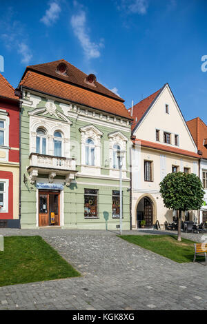 Bardejov, Slovacchia - 10 agosto 2015: vecchia piazza principale di edifici. prevalentemente rinascimentale, originariamente gotico. bardejov, Slovacchia Foto Stock