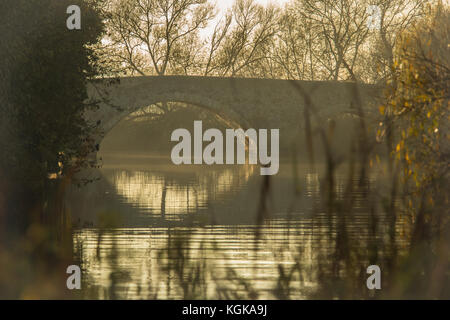 Culham ponte stradale sul fiume Tamigi in Oxfordshire Foto Stock