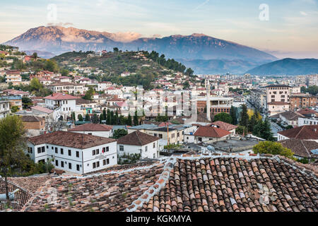 La città di berat in Albania Foto Stock