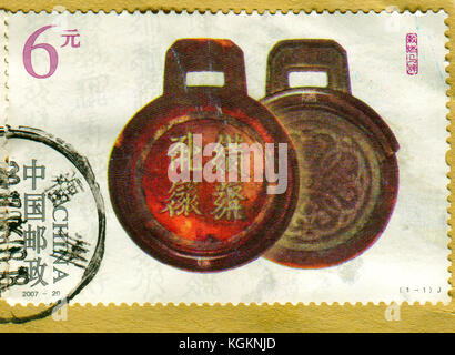 GOMEL, BIELORUSSIA, 27 OTTOBRE 2017, Stamp stampato in Cina mostra l'immagine della ceramica, circa 2007. Foto Stock