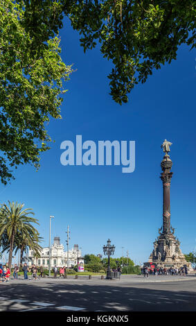 Famoso monumento di Colombo landmark nel Port Vell area della centrale di Barcellona Spagna Foto Stock