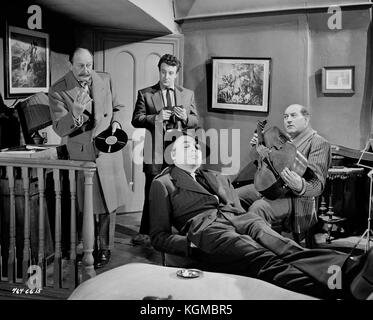 Il Ladykillers (1951) , Herbert Lom , Cecil Parker ,Danny Green Foto Stock