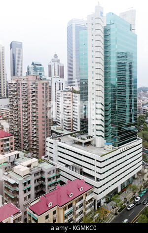 Vista su edifici residenziali e grattacieli a Guangzhou, Cina, 15.Marzo 2011 Foto Stock