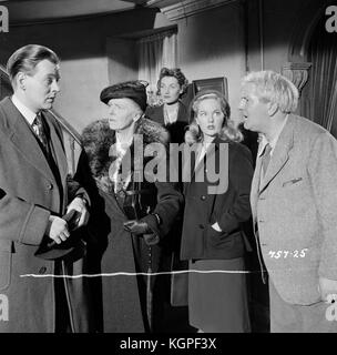 Incontrare il sig. lucifero (1953) , Barbara Murray, Joseph Tomelty, Jean Cadell, Peggy Cummins Foto Stock