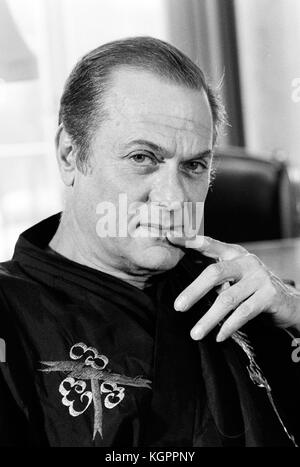 Lo specchio Crack'd (1980) , Tony Curtis data: 1980 Foto Stock