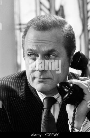 Lo specchio Crack'd (1980) , Tony Curtis data: 1980 Foto Stock