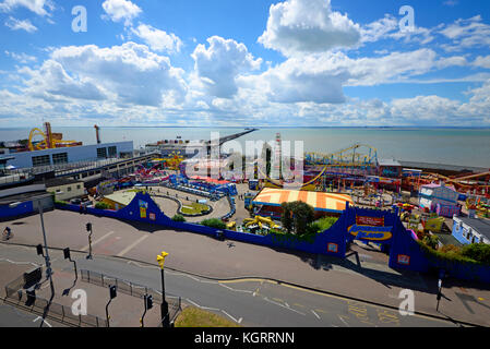 Adventure Island, Southend on Sea Seafront, Essex. Divertimenti e giostre della zona fieristica sulla Western Esplanade. Costa estuaria del Tamigi Foto Stock