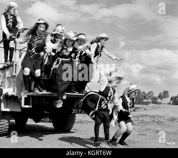 Un inferno di St Trinian's (1960) Foto Stock