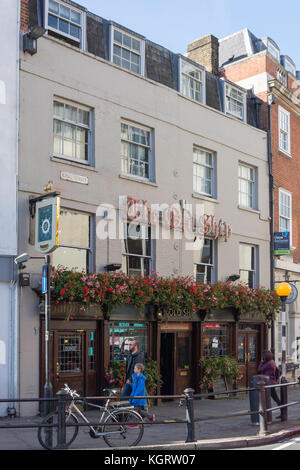 Xviii secolo la vecchia nave Pub, King Street, Richmond, London Borough of Richmond upon Thames, Greater London, England, Regno Unito Foto Stock