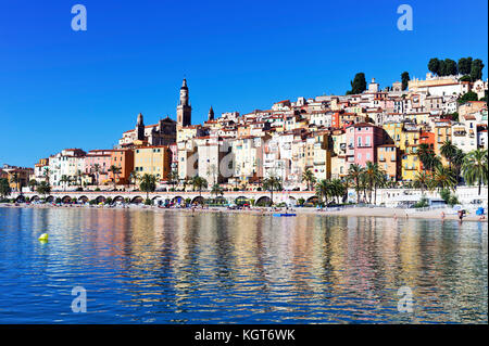 Alpes-Maritimes (06), Mentone. La vieille ville // Francia. Alpes-Maritimes (06), Menton.The città vecchia Foto Stock