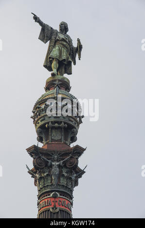Statua di Cristoforo Colombo in corrispondenza della estremità inferiore della Rambla, Barcelona, Catalogna, Spagna. Foto Stock