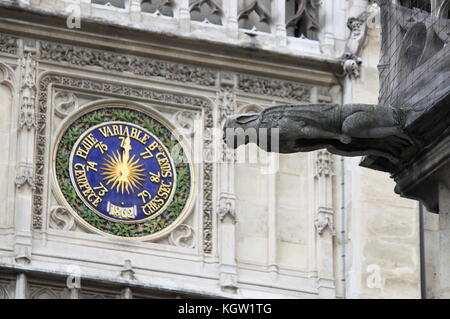 Gargoyle in saint germain l'auxerrois chiesa. parigi, francia Foto Stock