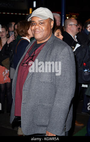 Le celebrità arrivano sul Red carpet per la serata stampa di "Young Frankenstein" di Mel Brooks con: Clive Rowe dove: Londra, Regno Unito quando: 10 ottobre 2017 Credit: WENN Foto Stock