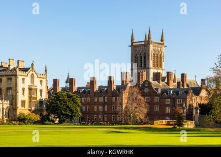 St Johns College e la cappella, Università di Cambridge, Inghilterra. Foto Stock