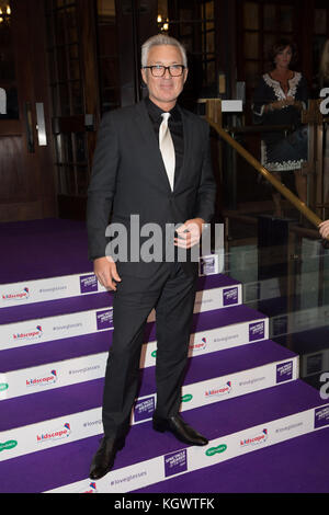 Celebrità in arrivo per lo Specsavers' Specsavers' Specsle Wearer of the Year 2017 con: Martin Kemp Where: London, United Kingdom When: 10 ottobre 2017 Credit: Phil Lewis/WENN.com Foto Stock