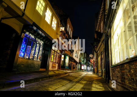 Il caos in York di notte Foto Stock