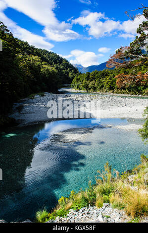 Bellissimo fiume haast, haast pass, Isola del Sud, Nuova Zelanda Foto Stock