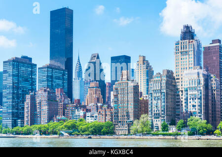 Stati Uniti New York skyline di New York Midtown East quartiere da Roosevelt Island skyline di Manhattan Manhattan New York Stati Uniti d'America Foto Stock