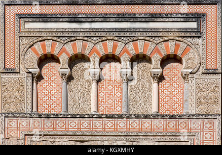 Particolare della porta di San Juan alla moschea di Cordoba, Andalusia, Spagna Foto Stock