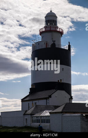 Faro di Hook gancio a testa, County Wexford, Irlanda, più antico faro operative nel mondo Foto Stock