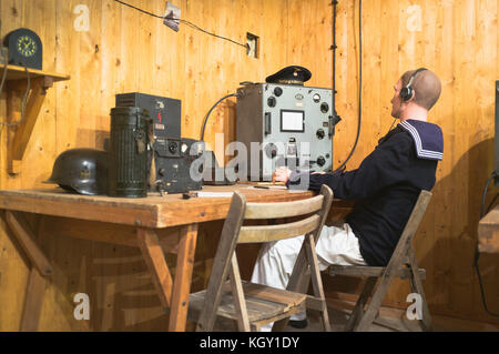 dh German Naval Signals HQ ST PETER PORT GUERNSEY German comunicazioni navali radio operatore seconda guerra mondiale ii canale museo isole Foto Stock