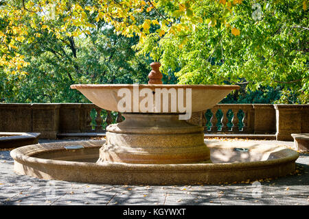 Parco cittadino del quartiere di Columbia Heights, Meridian Hill Park/Malcolm X Park Fountain a Washington, D.C., Stati Uniti d'America, USA. Foto Stock