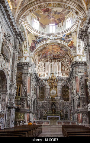 Palermo, Sicilia, Italia - 7 Settembre 2017: Interno della chiesa barocca Chiesa di Santa Caterina a Palermo Italia. Foto Stock