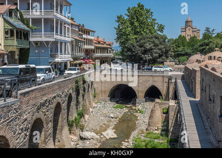 Tbilisi, Georgia, Europa orientale - bagno abanotubani nel quartiere della città vecchia settore della città dove il vecchio Bagno di zolfo case si trovano. Foto Stock
