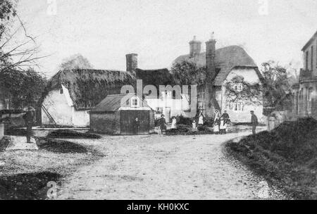 Scena di Harwell villaggio vicino didcot in oxforshire uk mostra histric strade, edifici e a volte le persone. Le immagini in bianco e nero. Foto Stock