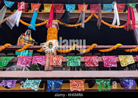 La Casa De la Santa Muerte o Casa del Santo dei morti 1 novembre 2017 a Santa Ana Chapitiro, Michoacan, Messico. Foto Stock