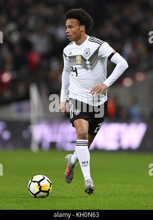 Leroy sane (Germania). GES/ Fussball/ Freundschaftsspiel: Inghilterra - Germania, 10.11.2017 Calcio: Partita amichevole: Inghilterra vs Germania, Londra, 10 novembre 2017 |utilizzo in tutto il mondo Foto Stock